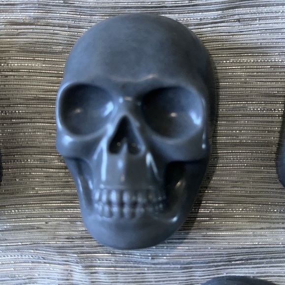 Hand Crafted Soap Charcoal Skulls - Halloween - Picture 10 of 11